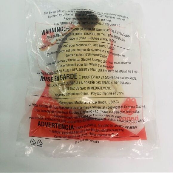 mcdonalds happy meal toy lot the secret life of pets and the dog 2005 2016 2019 - Picture 5 of 10